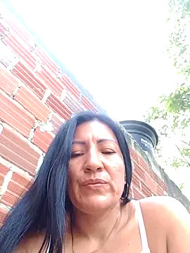 Snapshot of maturexxxnaughty chatting on September 17, 12:03 pm maturexxxnaughty online show from September 17, 12:03 pm