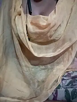 kaviyaponnu0987 online show from April 14, 8:31 pm