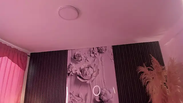 ShaniaDaniels online show from March 28, 9:57 pm