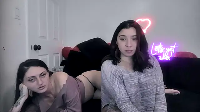 torithequeen online show from February 8, 2:37 am