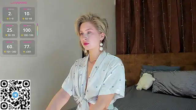 odelynbrower online show from October 4, 12:05 am