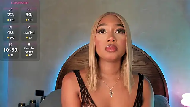 alisonn moon online show from November 24, 10:12 pm