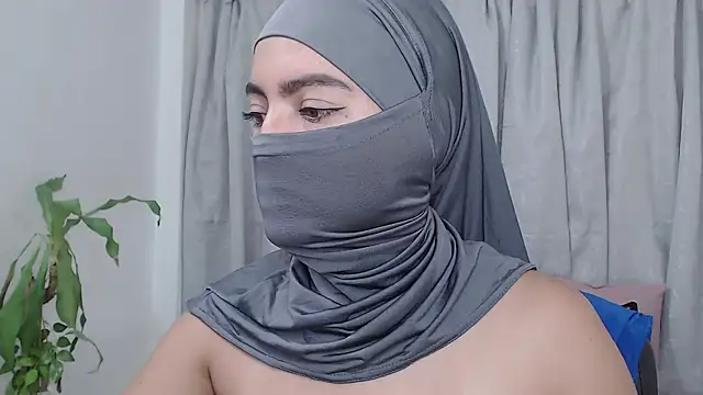 jade nassar online show from March 21, 12:15 am