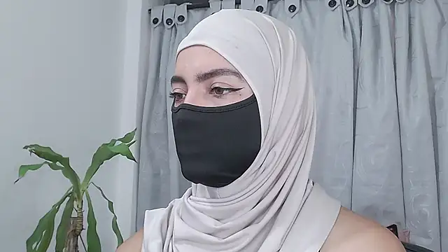 jade nassar online show from February 19, 12:21 am