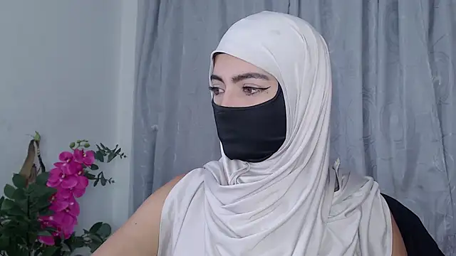 jade nassar online show from May 28, 2:42 am