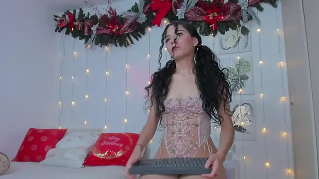 Nataly evans18 online show from December 18, 6:40 am