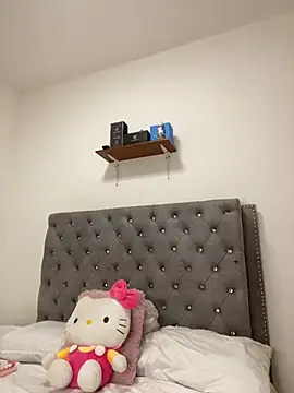 Just Isaa online show from March 20, 9:52 pm