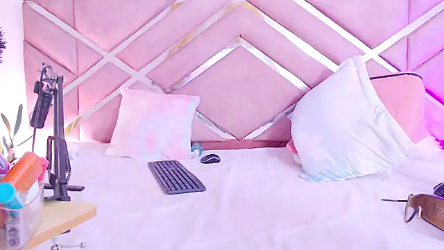 sofia 07 online show from February 11, 10:22 pm