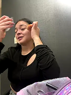 Emily Rivers  online show from December 15, 1:27 pm