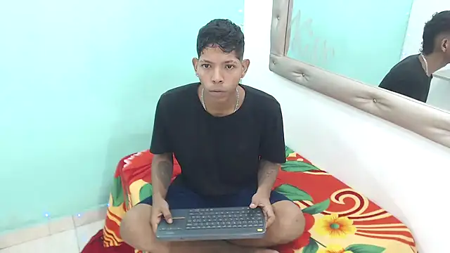 kloe matias online show from October 2, 9:20 pm