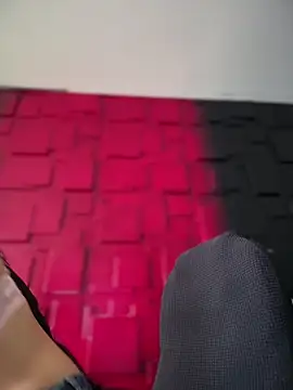 Linda LS online show from March 3, 7:09 pm