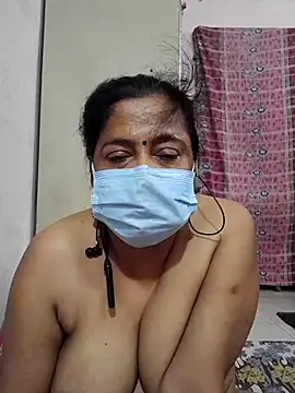 mature mimi online show from April 14, 7:14 pm