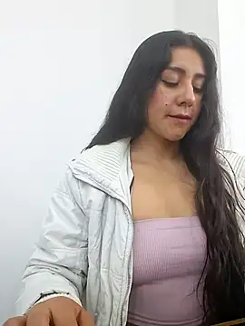 CAROLINE  07 online show from December 1, 12:09 pm