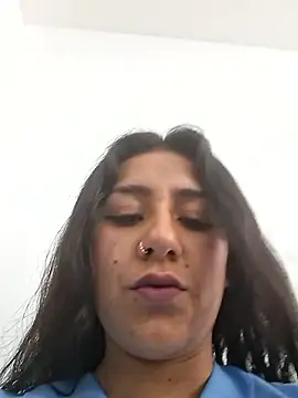 CAROLINE  07 online show from January 15, 5:41 pm