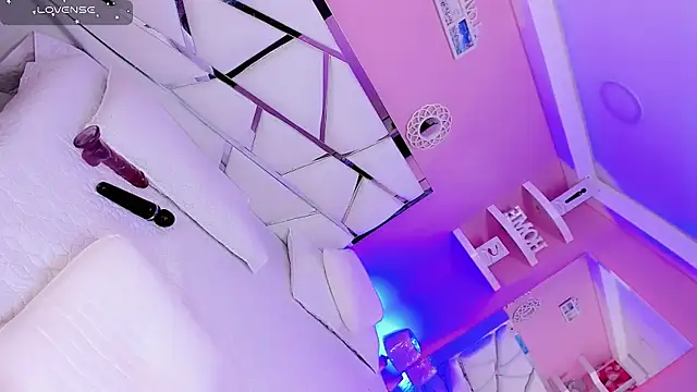 Ariia-janee online show from January 13, 6:08 am