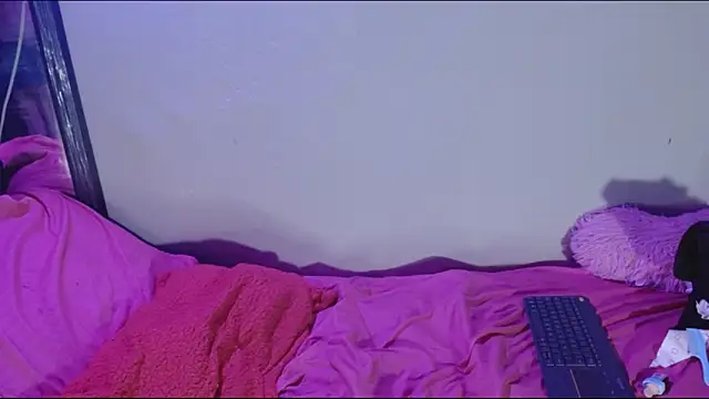 caro lina20 online show from November 15, 8:04 am