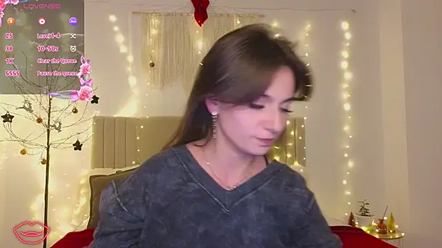 Little mia   online show from December 22, 10:24 pm