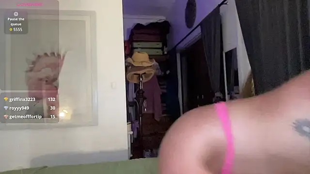 GoddessDove online show from November 16, 12:49 pm