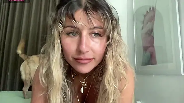 GoddessDove online show from March 13, 2:46 am