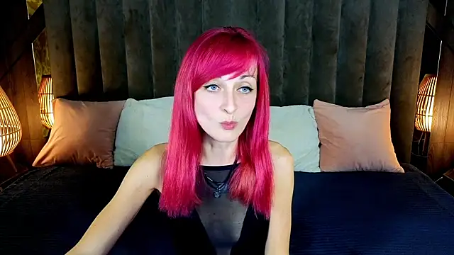 BrandyBloom online show from October 25, 12:57 pm