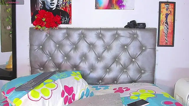 IviMillerxh online show from March 3, 1:06 pm