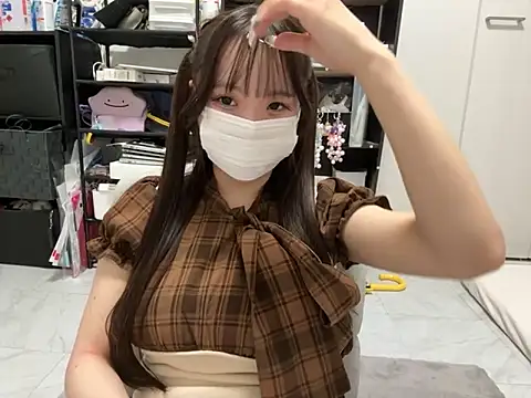 nano-da-u online show from September 14, 2:15 pm