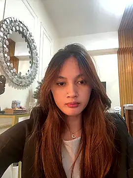 LanySylvia online show from January 13, 3:49 pm