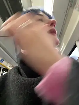 Only April online show from April 16, 3:18 am