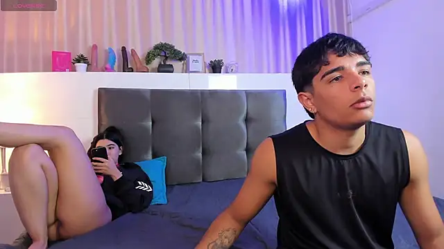 CuteButHarder online show from March 24, 7:03 am