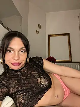 salvana online show from April 17, 7:05 pm