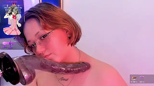 isa grey  online show from October 9, 4:05 am