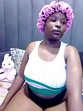Snapshot of MrsMxx25 chatting on October 20, 10:46 pm MrsMxx25 online show from October 20, 10:46 pm