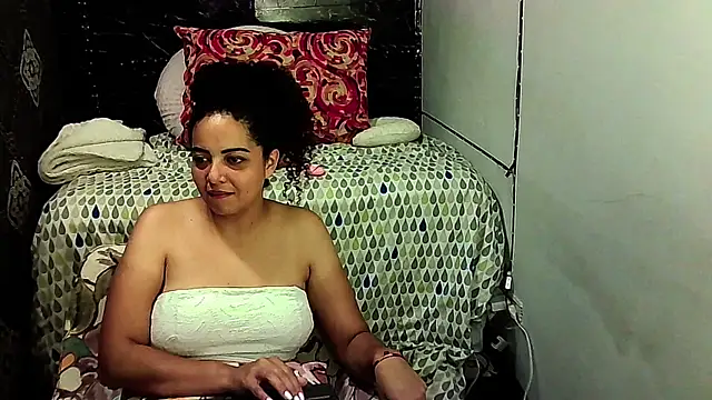  naughty milf online show from November 17, 1:01 pm