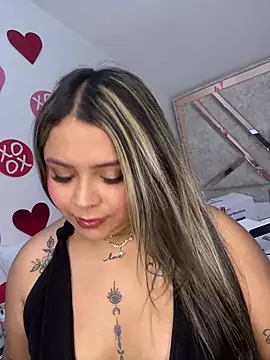 ashley-swift- online show from February 25, 7:18 am