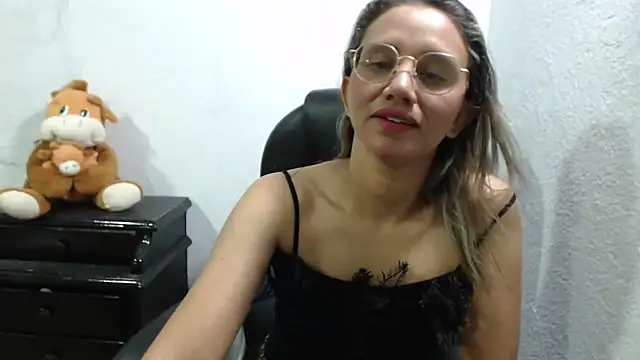 StarletTays online show from March 17, 7:12 am