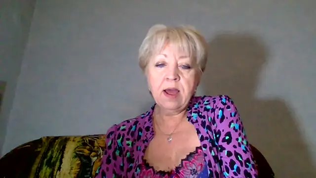 DianaQDream online show from March 31, 1:49 am