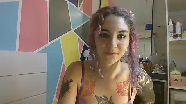 peetitefairy online show from April 18, 4:04 am