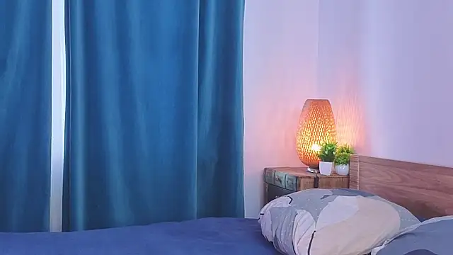 GeorginaHarn online show from February 2, 8:13 am