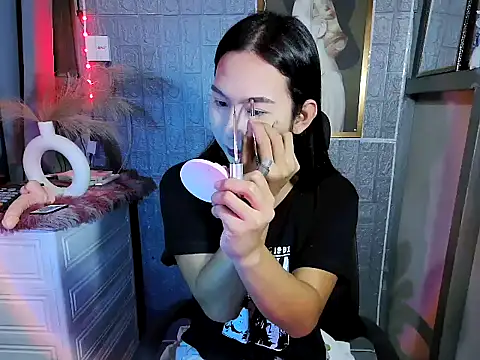 Nathalie Smith19 online show from April 6, 10:27 am