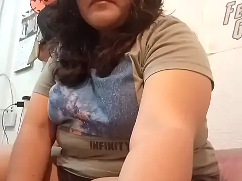 Kitty WetXxX online show from December 22, 12:25 am