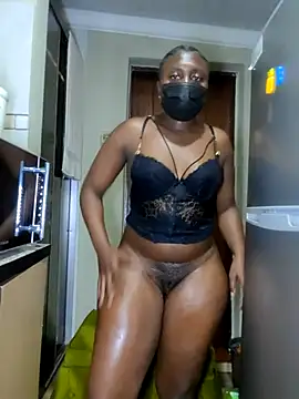 malaika1999 online show from September 26, 7:00 pm