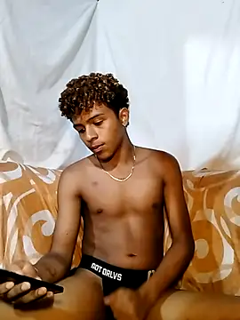 Manuel Mateus1 online show from April 16, 4:57 am