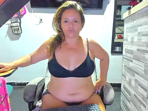 rubi 49 online show from July 15, 4:28 am