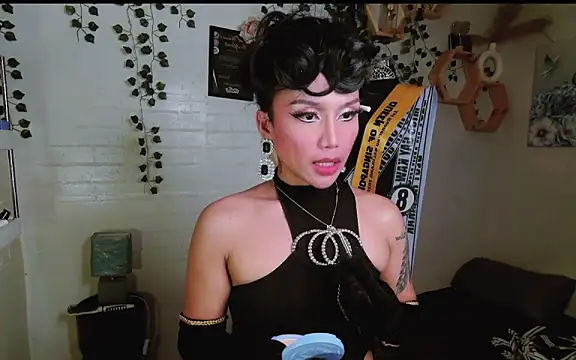 YourNikkieXxx online show from September 21, 8:46 am