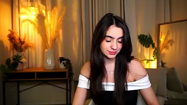 miilky wayy online show from February 12, 7:15 pm