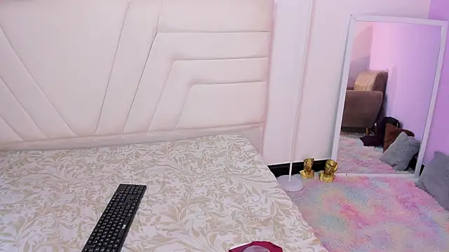 fressittalove01 online show from February 28, 3:55 pm