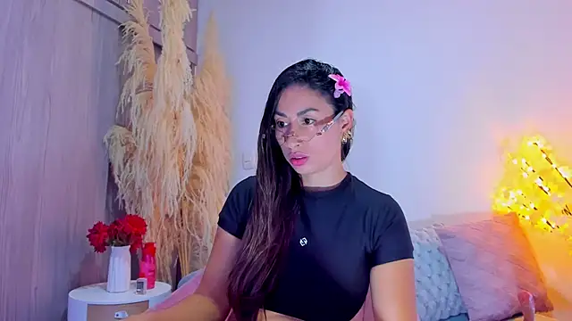 briana preston online show from April 16, 9:03 pm