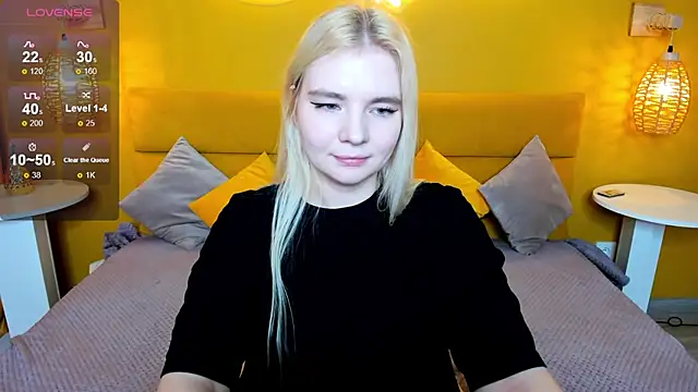 RuthBryant online show from January 13, 2:06 am