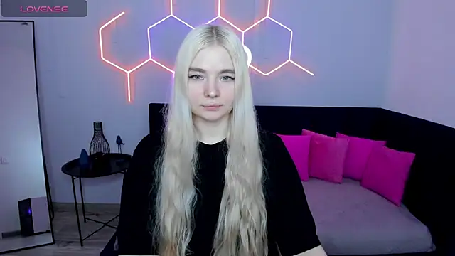 RuthBryant online show from September 17, 8:34 am