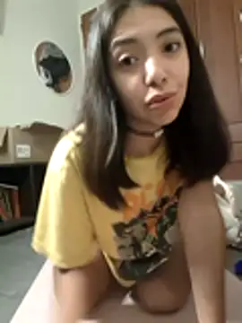 missapril0101 online show from April 6, 4:57 am